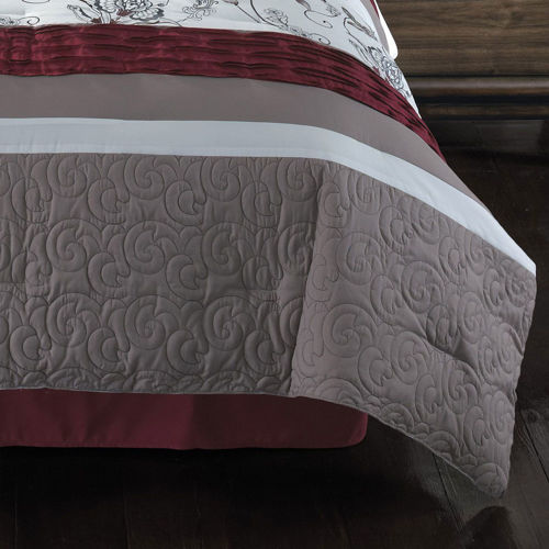 Picture of SPICE RED 8 PIECE QUEEN LINEN SET