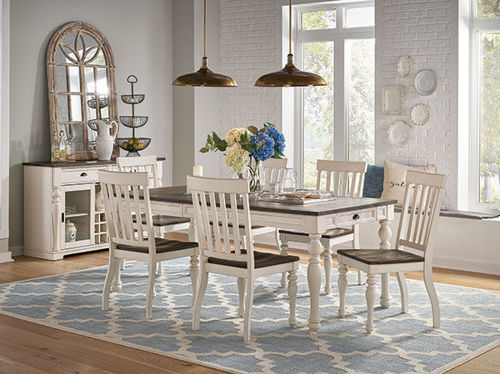 Farmhouse Table Rooms To Go, Rooms To Go Dining Chairs With Arms